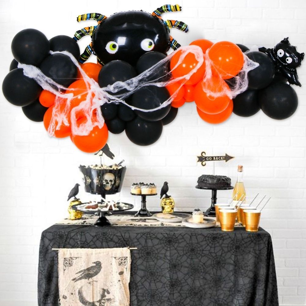Halloween Balloon Garland