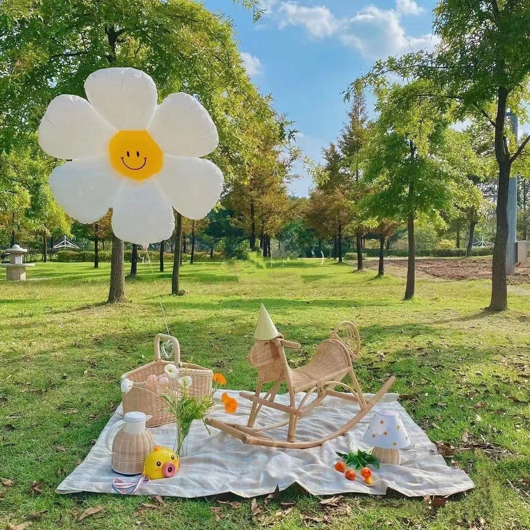Smiley Daisy Theme Balloon