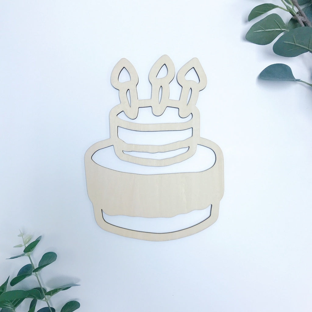 Wooden Birthday Cake Wall Décor