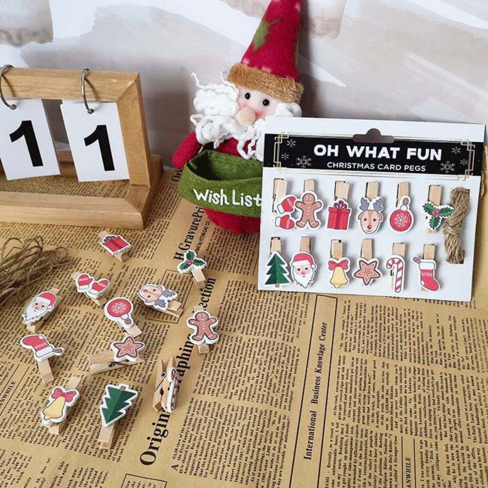 Christmas Wooden clips for photo hanging and decoration