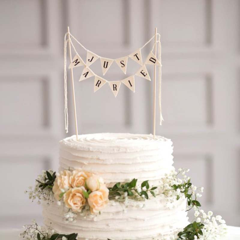 Get married on the cake stock illustration. Illustration of groom -  113708478