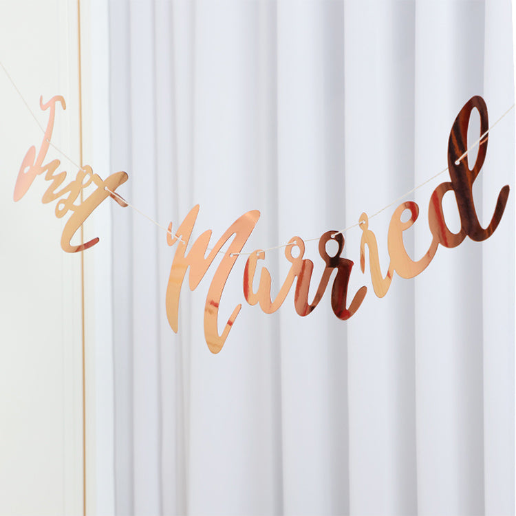 Script "Just Married" Card Banner - Rose Gold